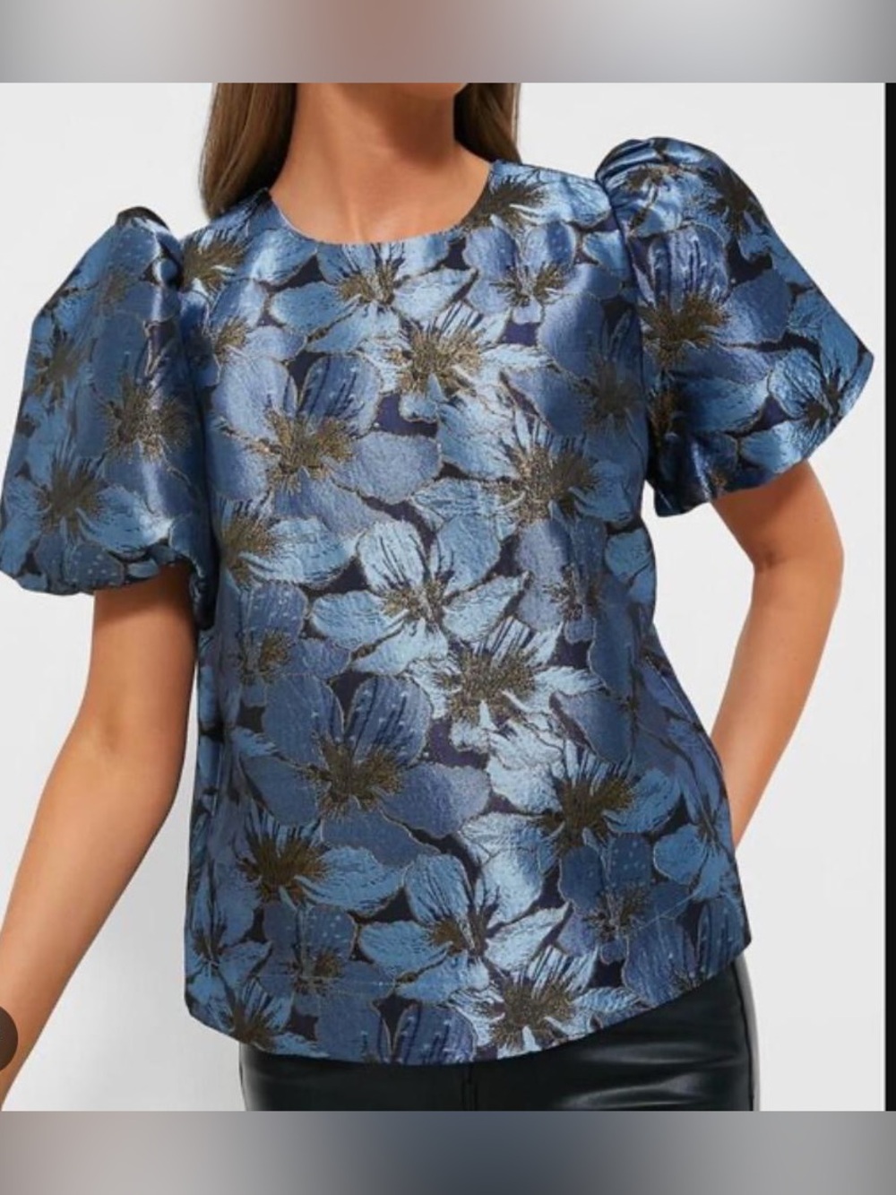 Pomander Place Blue Floral Top NWT